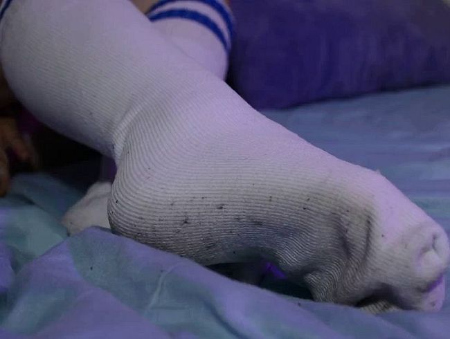 Download: LinaMonsalve - soccer socks after a good game