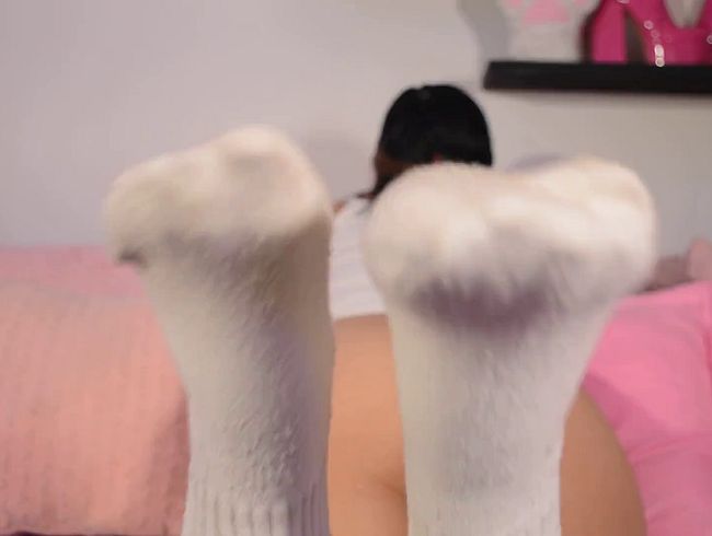 Download: LinaMonsalve - Füße, Fetische und Spiele