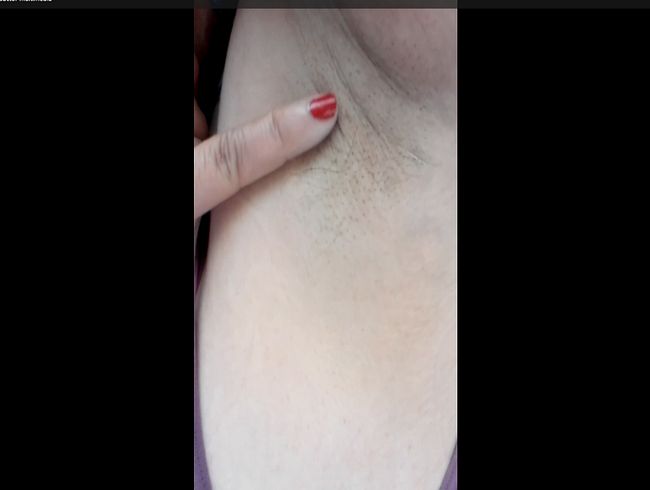 Download: LinaTits - Meine haarigen Achselhöhlen für dich