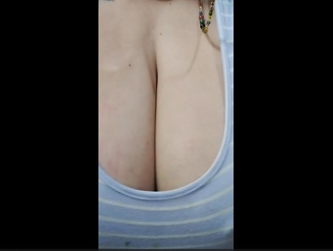 Download: LinaTits - Meine Titten hüpfen für dich