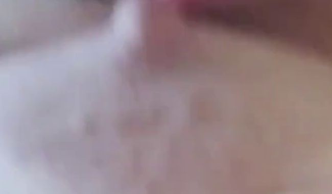 Download: LinaTits - Meine Titten schließen sich wieder