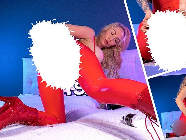 Download: Lisa_Sophie - TIEF, TIEFER ... Fisting Glove Play in Lack und Latex !