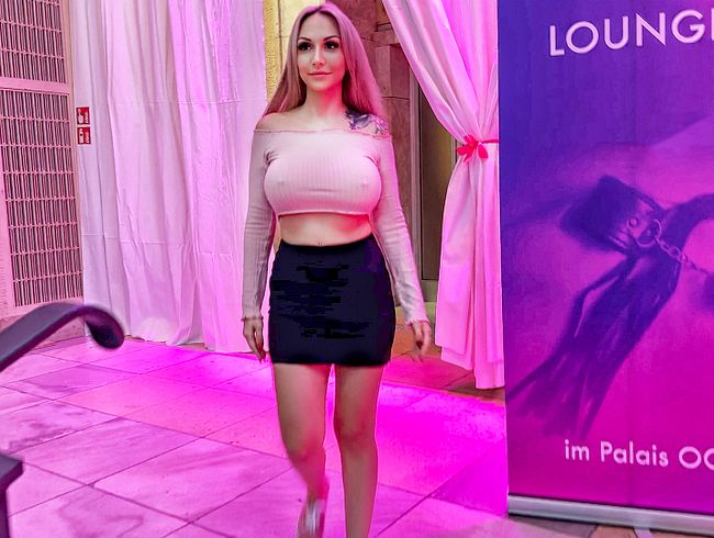 Download: Lisa_Sophie - Auf der Venus Messe abgeschleppt - gefistet, zerfickt und gecreampied!