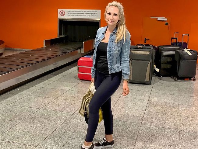 Download: Lisa_Sophie - Vom Flughafen in alle Löcher - Unbekannter benutzte mich als 3-Loch Stute!!