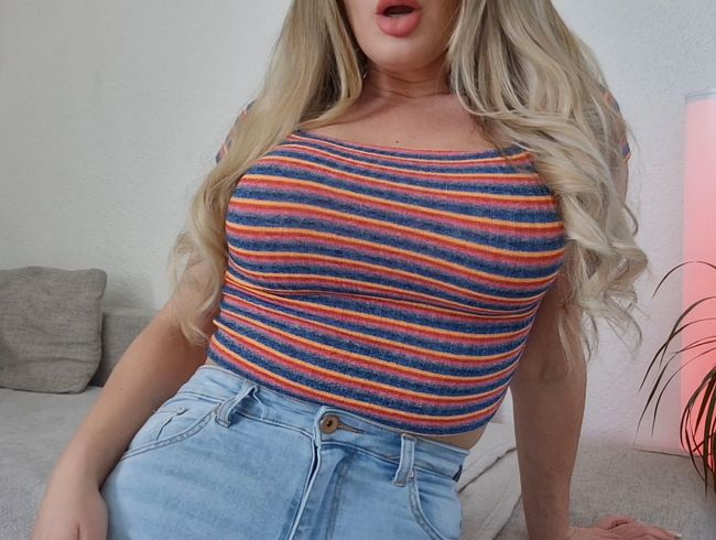 Download: Litclit - SOO GEIL Allein zuhause und schnell die Jeans aus, um mein neues Sextoy auf der Couch zu testen!