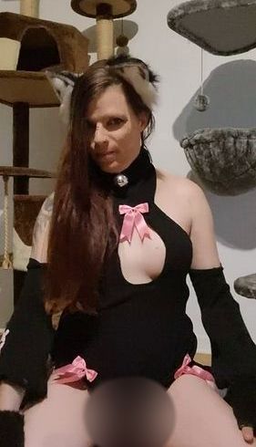 Download: LittleSquirrel - Kitten mit neuem Outfit ... purrrrr ... ich war so feucht