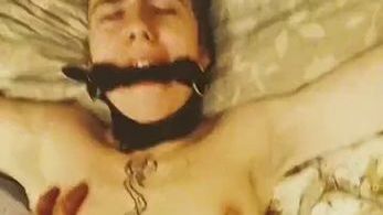 Download: LizFerocious - Liz wird gefesselt, geknebelt und gefickt