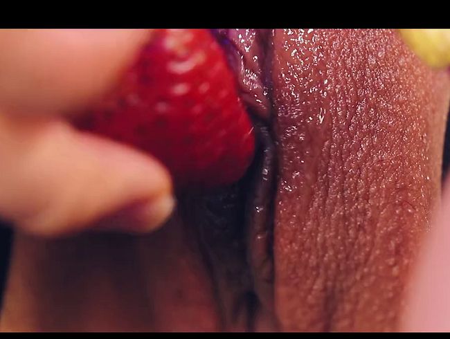 Download: LizzieJenner - Ich suche Bananen für meine rote Erdbeere, genieße jedes Stück davon part 3