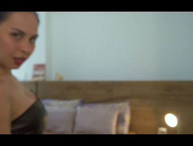 Download: LizzieJenner - Willst du zusehen, wie ich dich in den Arsch ficke, Liebling?