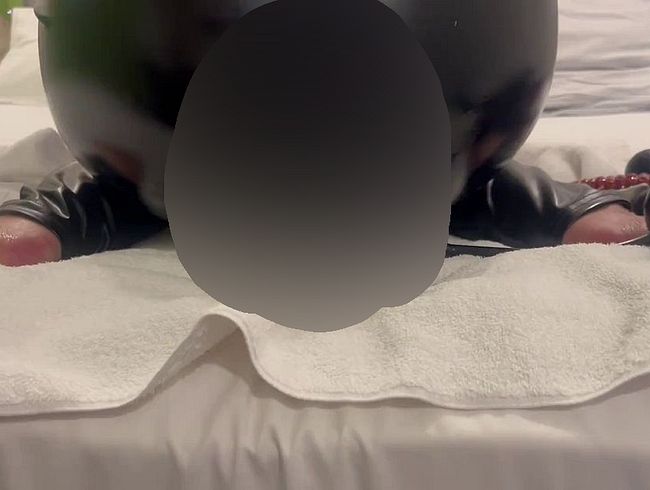 Download: Lola84foryou - Geiler Analritt auf der Aubergine