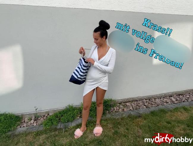 Download: Lola_Candy - Krass!! mit vollgewichster Fotze ins Freibad!