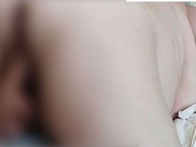 Download: Lotusbluete1982 - Natur Dildo Self-Fucking – Mehrere Orgasmen im Rausch