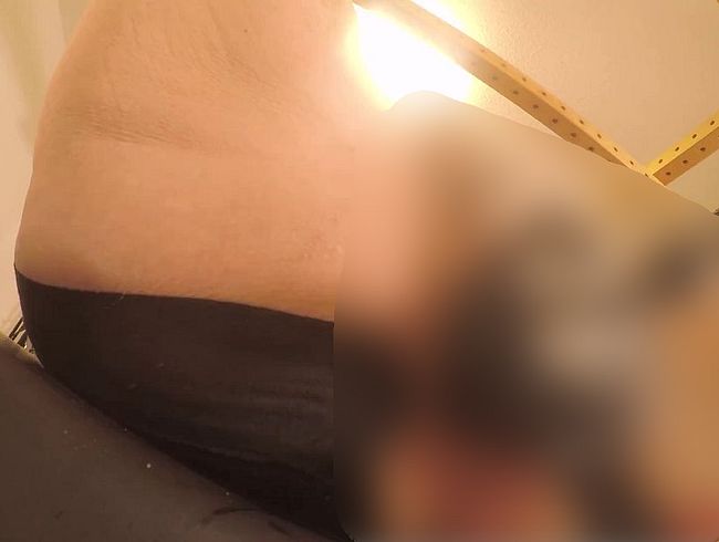 Download: Love-Cat - Mit einem Doppeldildo von der Fickmaschine richtig ordentlich durchgefickt