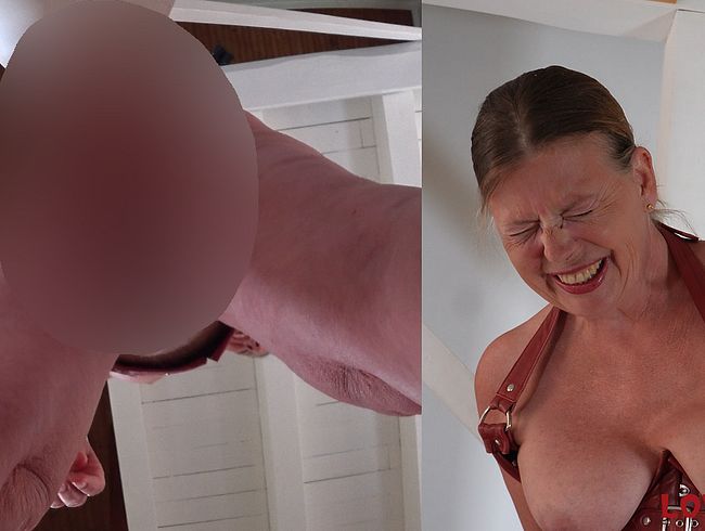 Download: Love-Cat - Big Dildo Challenge – Teil 9 – Den Dicken nun im Stehen genommen