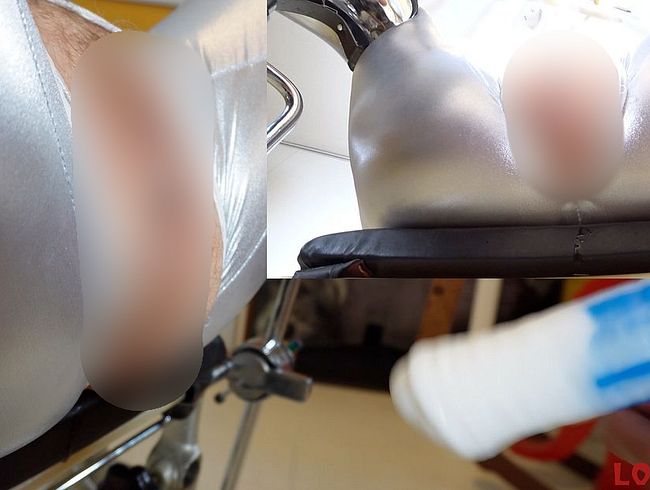 Download: Love-Cat - Auf dem Gyn-Stuhl – Doppelt gefickt mit Pferdedildo und Schwanz– Lautes Stöhnen beim Orgasmus