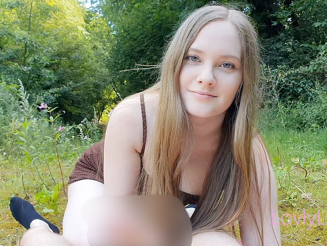 Download: LovlyLuna - Spontaner Outdoor Fick mit meinem Date !