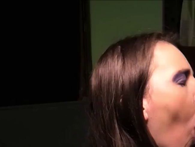 Download: Lucy2013 - Blasen, ficken, Spritzen