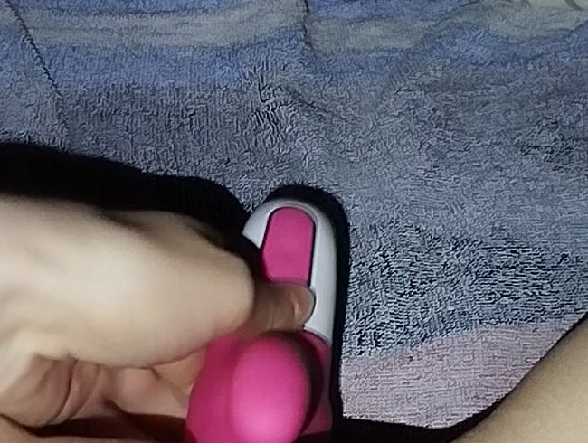 Download: Lucy933 - Morgens, nackt & wild – Toy-Session vor dem Frühstück