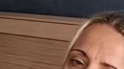 Download: Luder_75 - Stell Dir vor, es ist Dein geiler, dicker Schwanz, den ich gerade blase.....na, macht Dich das geil?