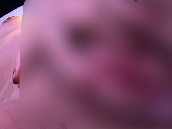 Download: LuhanaEberle - Meine Muschi ist cremig und tropft