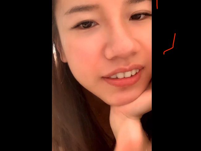 Download: Luluwildxoxo - Ich rieche meine Finger ? (ohne Ton)