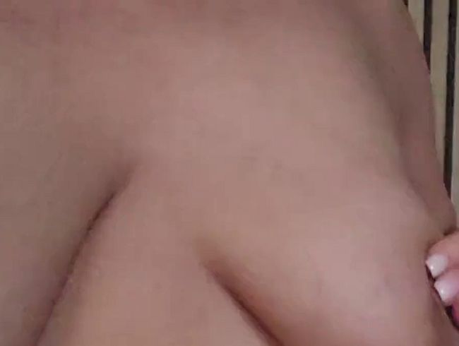 Download: Lyra69 - Wenn es beim spielen bis in den Bauch zieht