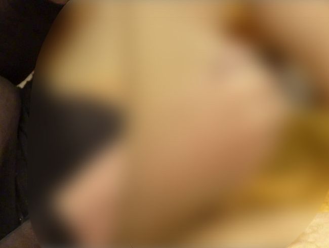 Download: Madame-Monique - Monique`s dicke Wurst in Nylonpelle 1