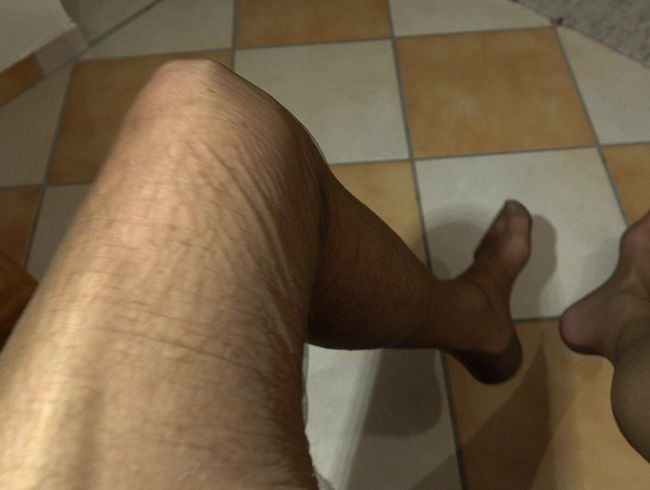 Download: Madame-Monique - Madame samt ihre Eutermilch hinter ihren Nylon