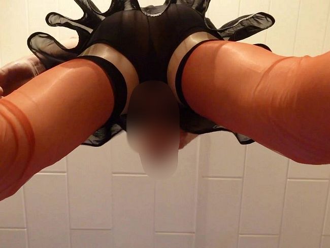 Download: Madame-Monique - Facesitting in deiner MDH-Schlampenfresse