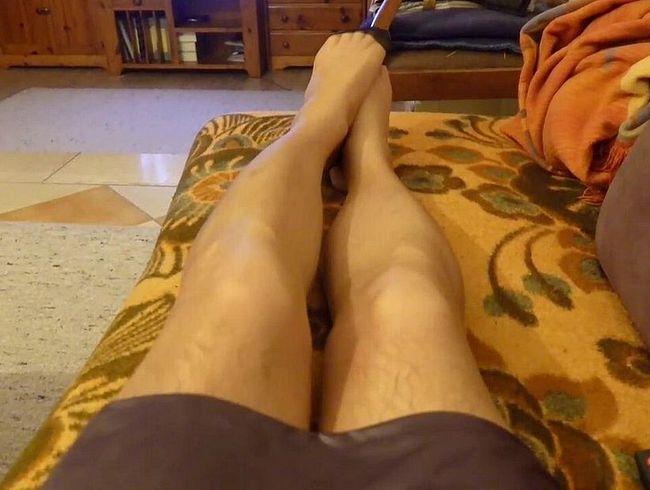 Download: Madame-Monique - Madame die perverse Nylonstute 1