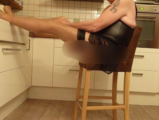 Download: Madame-Monique - Obszöne Nylonlady 1