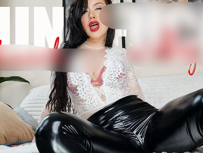 Download: MadameSvea - MINDFUCK – schwach und willig