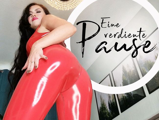 Download: MadameSvea - Eine verdiente Pause