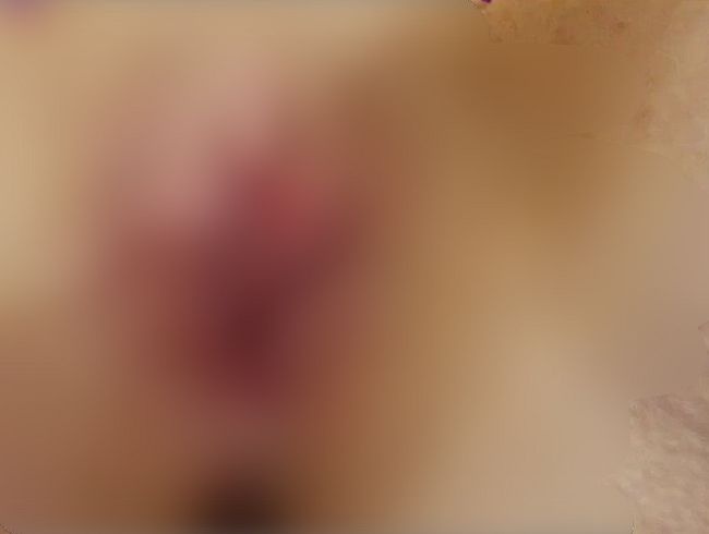 Download: MagdalenaLove_ - Ich spiele mit meiner Pussy und meiner Schamlippe!