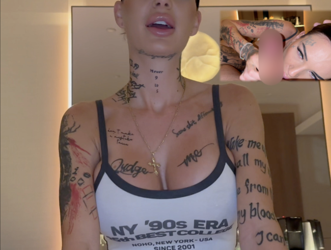 Download: Maja-Bach - Mein Fotzen-Maul besamt!!!