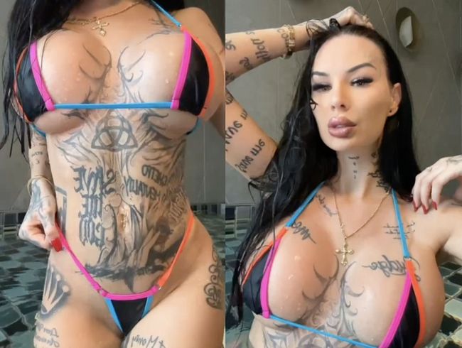 Download: Maja-Bach - Geil im Urlaubs-Pool!