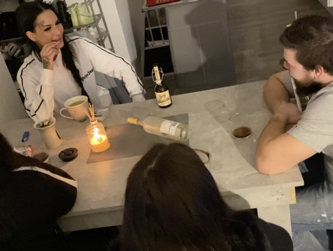 Download: Maja-Bach - Sex!!! Wahrheit oder Pflicht?!