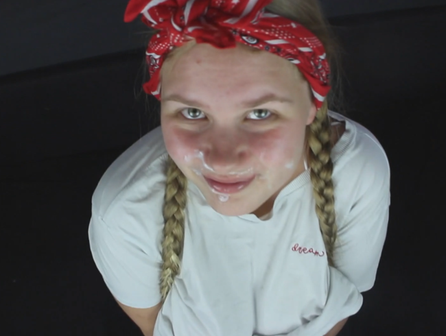 Download: Maja-Meer - Best of Cumshot Compilation - Ein Jahr voll mit SPERMA!