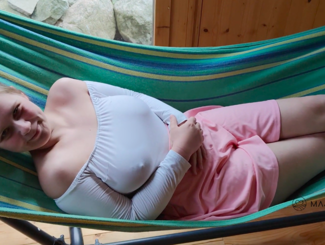 Download: Maja-Meer - Sex in der Hängematte!