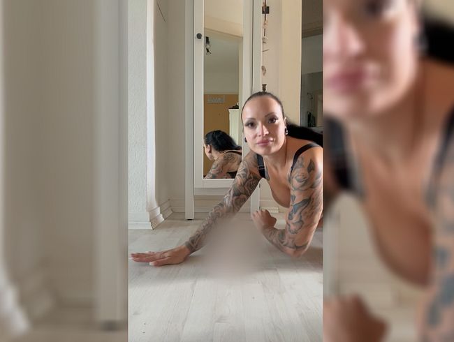 Download: MandyHeart95 - Dein Schwanz am Morgen!