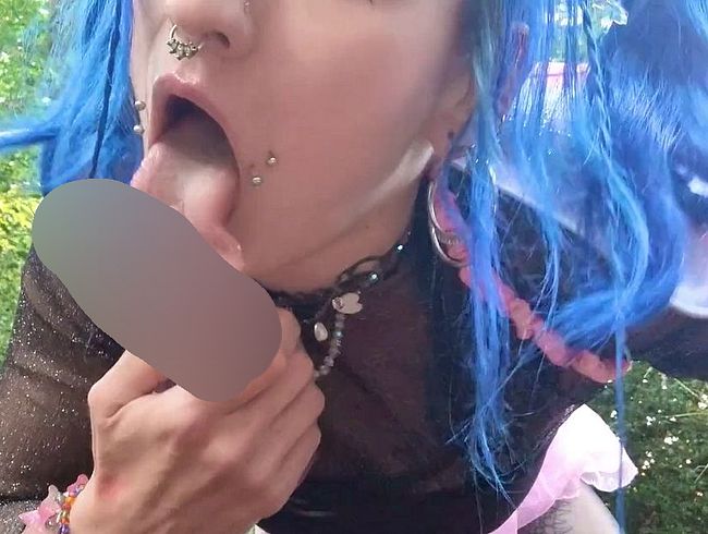 Download: Mania_Pigmilk - Süße Fee p*sst auf D*ldo, lutscht ihn sauber und f*ckt sich damit
