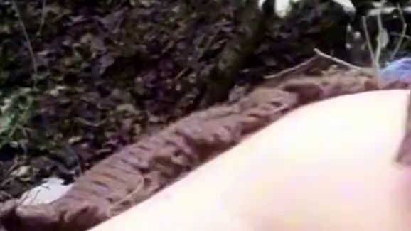 Download: Mania_Pigmilk - Alles WACKELT, T*TTEN und gepumte M*SCHI im Schnee! DOGGYFINGERN!