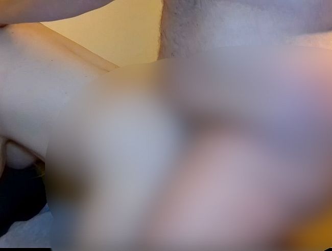 Download: Manuel537 - Ich ficke den besten Freund meines Stiefsohns auf die Couch