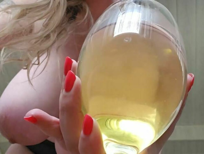 Download: MaraBoobs - ...Ein warmes Blondes...