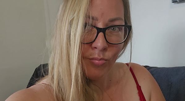 Download: MaraBoobs - Ganz gechillt ab in den Arsch!