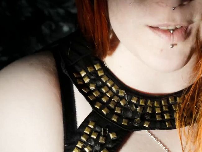 Download: MaraNightmare - Spucke-Routine