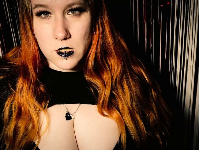 Download: MaraNightmare - SKLAVENAUFGABE - FUSSANBETUNG