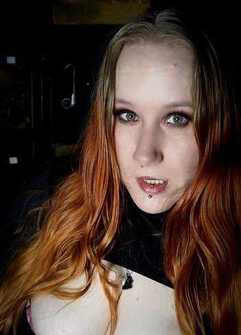 Download: MaraNightmare - *SKLAVENAUFGABE* Fotobeweis Analtraining