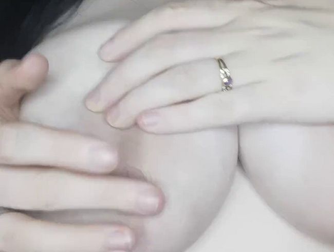 Download: MaraNightmare - BBW MILF Mara Nightmare – Extreme Nippelspiele im Schwarzen Body