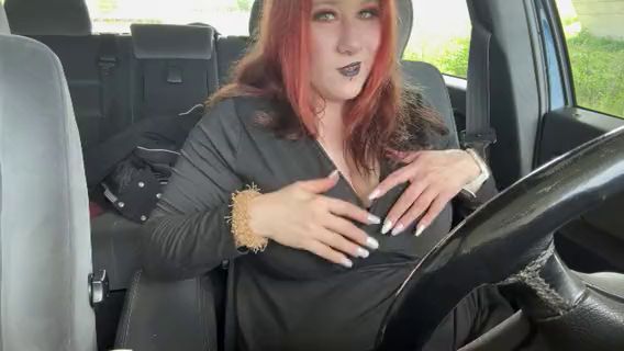 Download: MaraNightmare - Tittenspiele unter der Schnellstraße